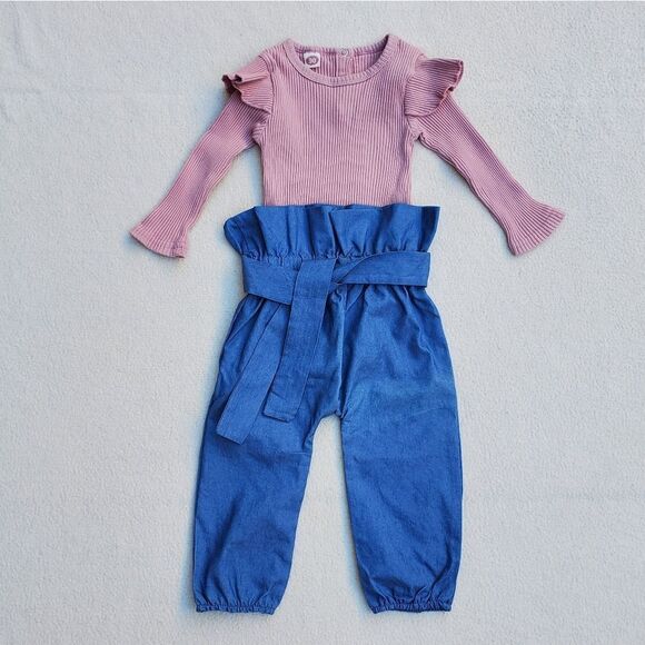 NWOT Ruffle Ribbed Bodysuit and Paper Bag Waist Pants Size 12-18 Months - Picture 1 of 10